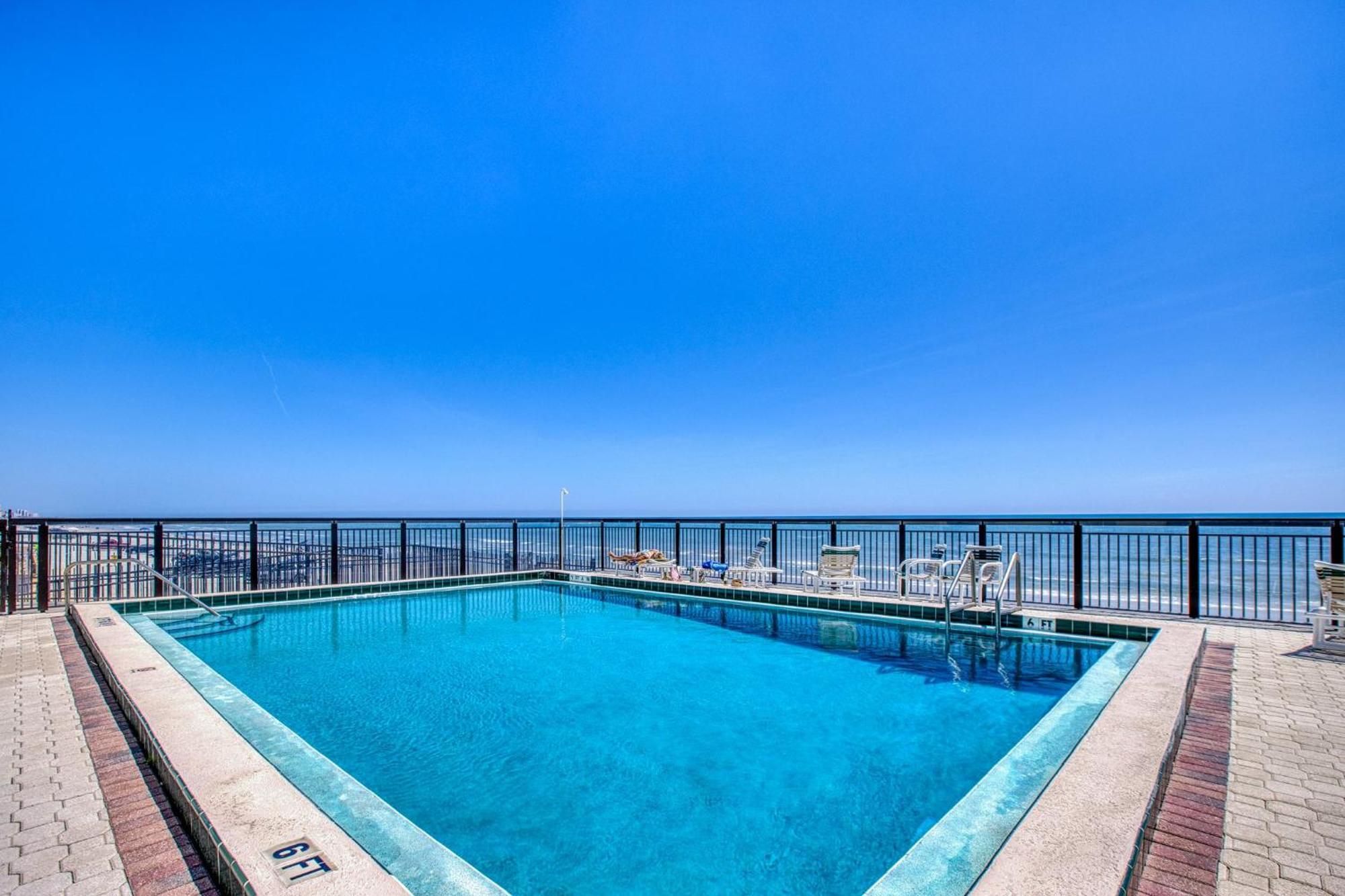 Ocean View With A Beachfront Pool At Ocean Trillium Condo ~ 702 New Smyrna Beach Exterior foto